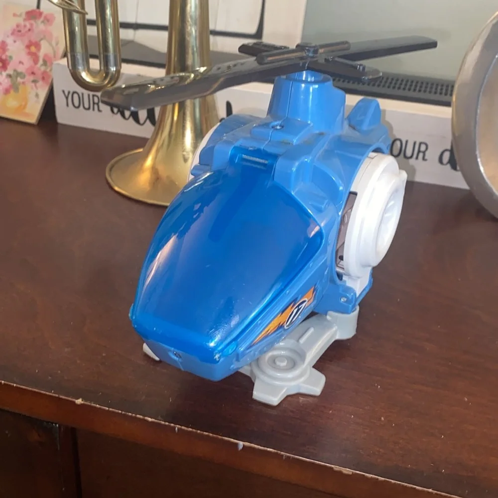 Animal Planet and News Helicopters Children's Kids Toys Lot of 2 Helicopters